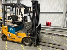 SAMUK Q20 Counter Balance Forklift 2 Tonne Capacity - DEAD BATTERY