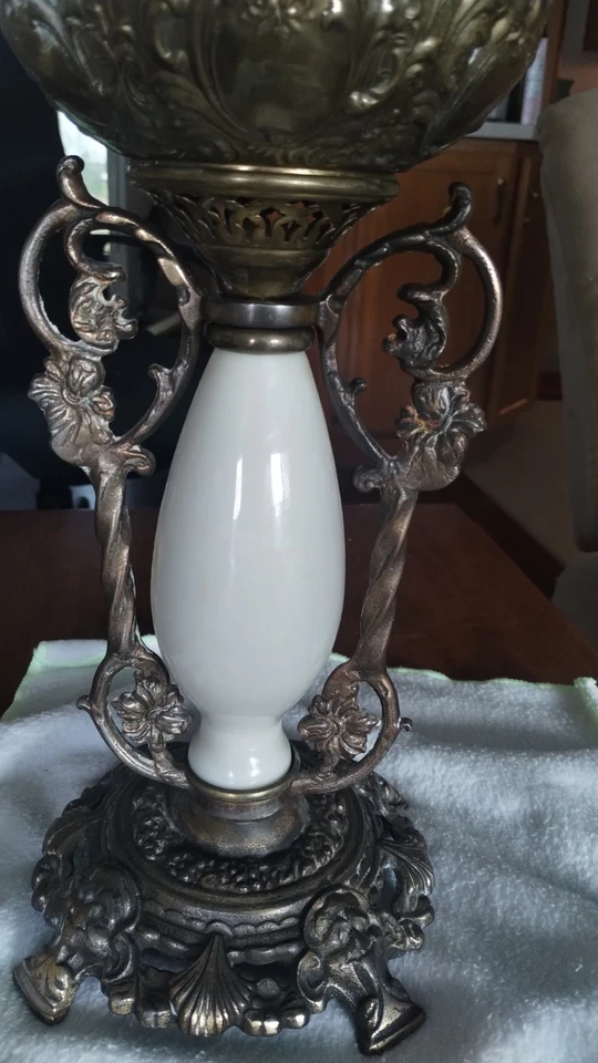 ANTIQUE THE NEW ROCHESTER LAMP CO OIL LAMP 28" EXCEPTIONAL - Image 2 of 4