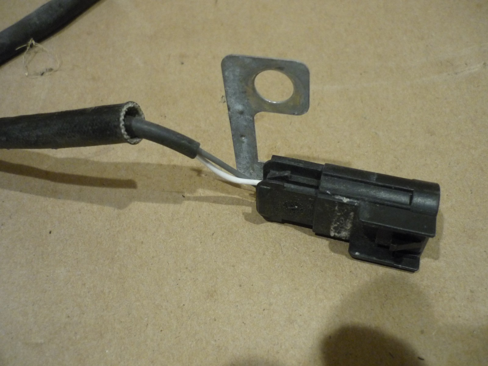 Ferrari 430,599,612, California t - Exhaust Gas Tenperature Sensor -P/N 200934