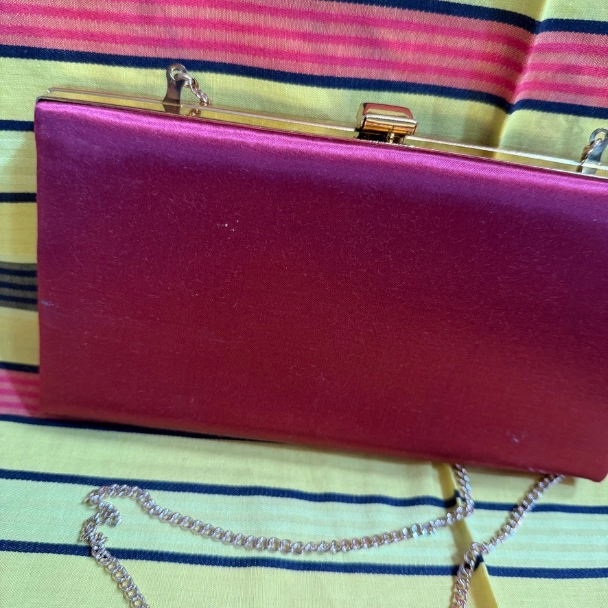 Vintage Mandome Red Satin Evening Clutch Purse w/ Chain USA Gold Frame Bag - Image 2 of 4