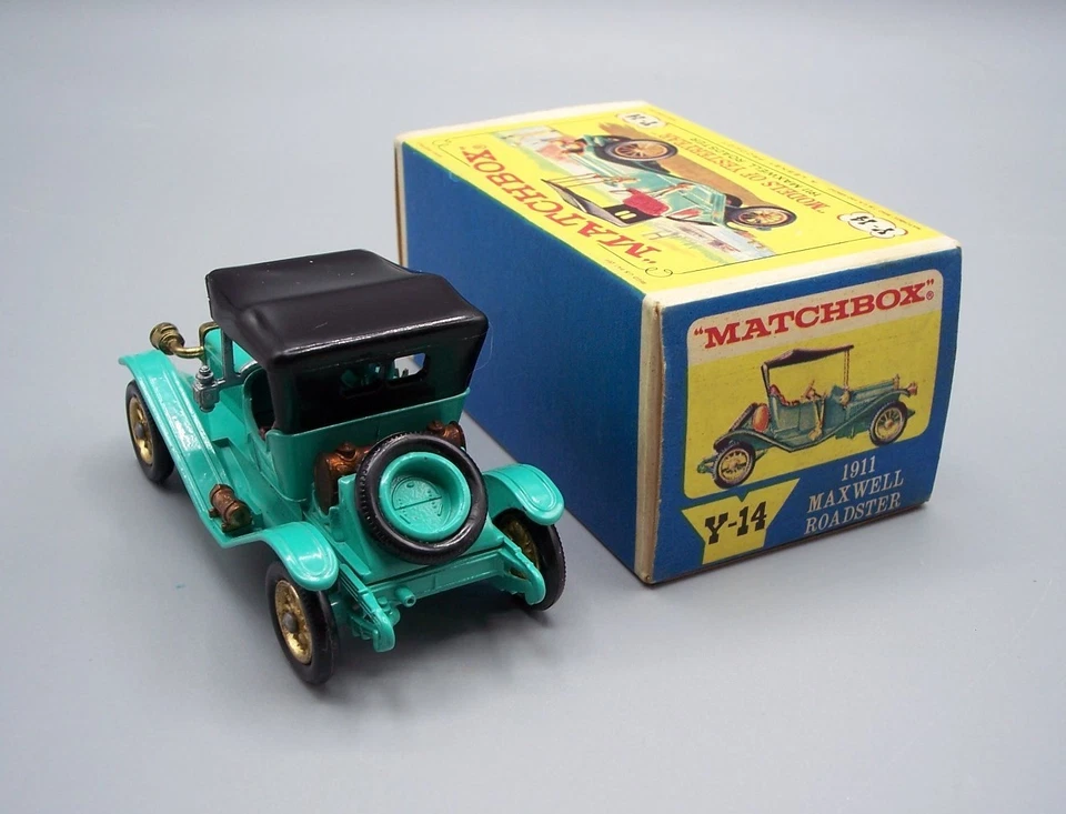 "MATCHBOX" YESTERYEAR Y-14-2 MAXWELL **ISSUE 10** w/ SILVER WINDSCREEN MIB - Image 4 of 4