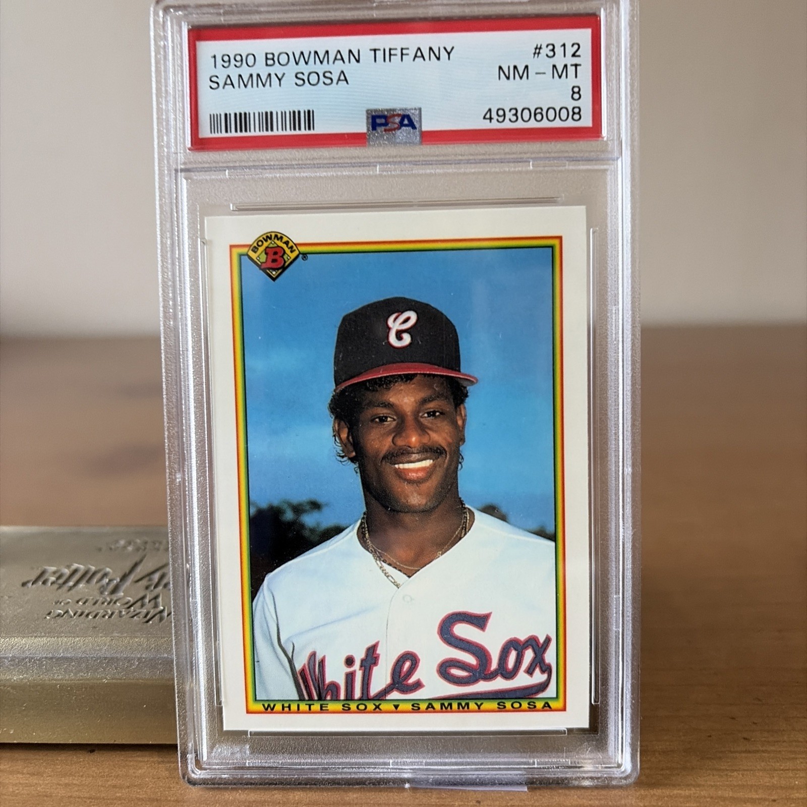 Sammy Sosa 1990 Topps Tiffany Rookie Card #312 PSA 8 Near Mint RC view 2