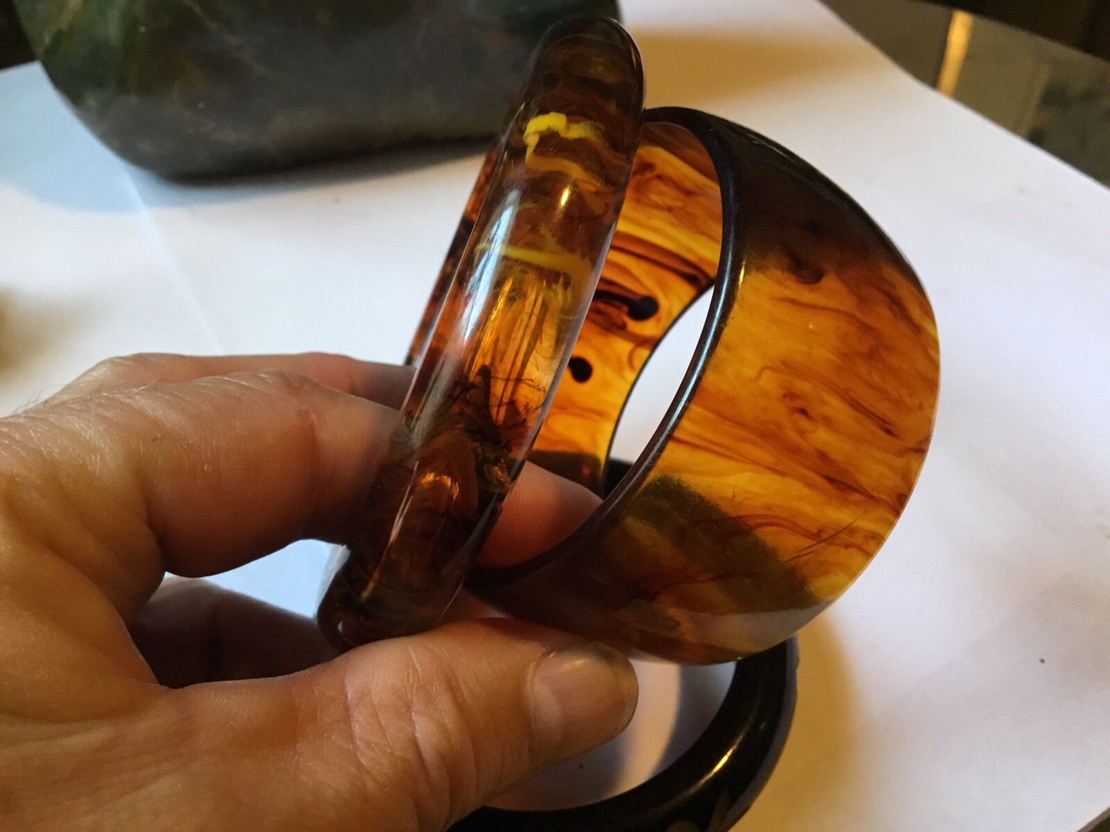 AUTHENTIC BAKELITE THREE BRACELETS BANGLES VERY C… - image 5