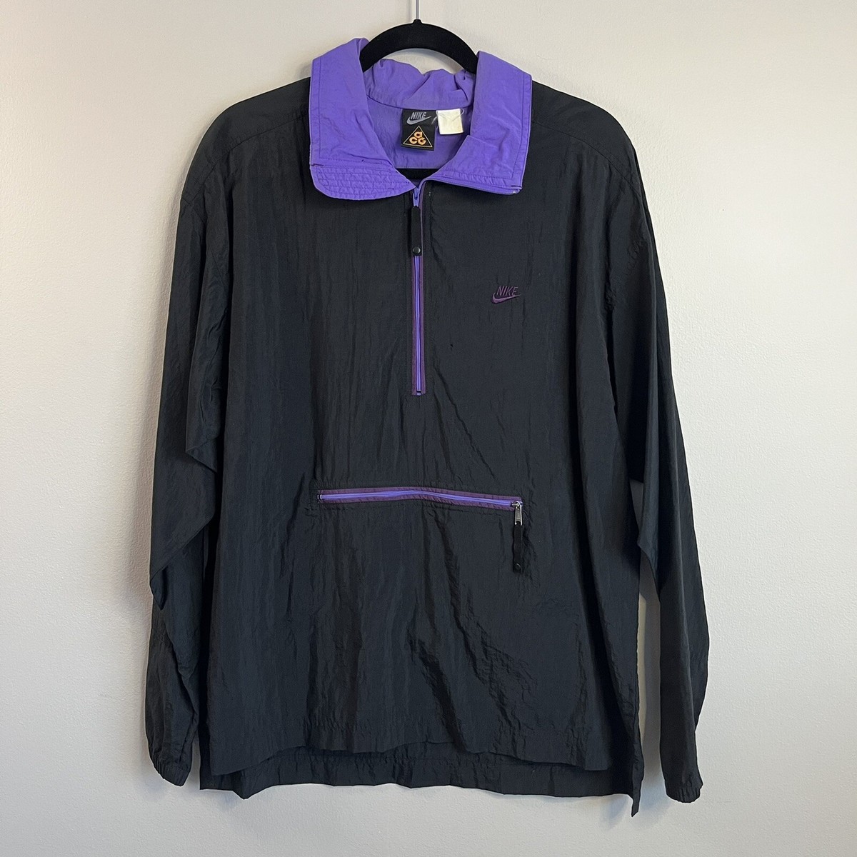 Vintage 90s Nike ACG Black Purple Packable Anorak Vintage 90s Nike ACG Black Purple Packable Anorak