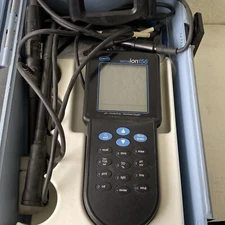 Hach sensION156 pH & Conductivity Meter With 2 Sensor Probes and Probe Holder