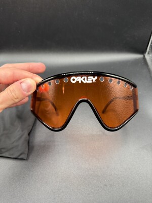 Oakley Eyeshade Gen 1 Black w/Vented Persimmon Lenses