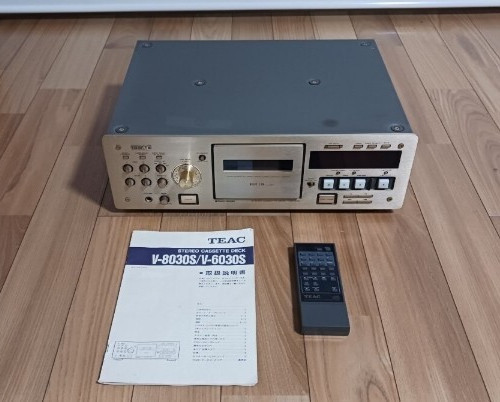 Teac V-2030-S vintage audio equipment - eBay listing photo 3