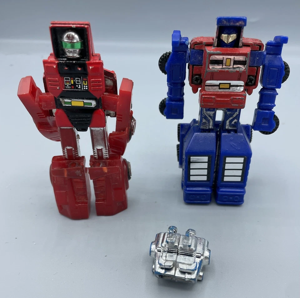 Vintage Bandai Gobots Lamborghini Spoiler MR 21 Road Ranger Cy-Kill engine - Image 2 of 4