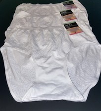 NEW  BALI SET OF 3  WHITE COMFORT REVOLUTION BRIEF PANTIES/ Size 8/9