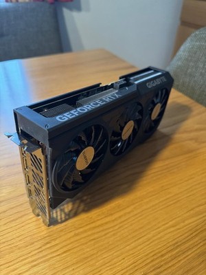 gigabyte geforce rtx 4070 windforce oc - Used in Good Condition