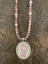 Pink Glamour Hello Kitty Silver Crystal Oval Pendant Pink Quartz Bead Necklace