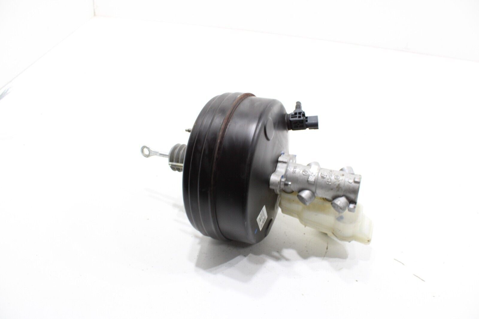 2017 - 2020 MASERATI LEVANTE BRAKE MASTER CYLINDER & BOOSTER & RESERVOIR OEM
