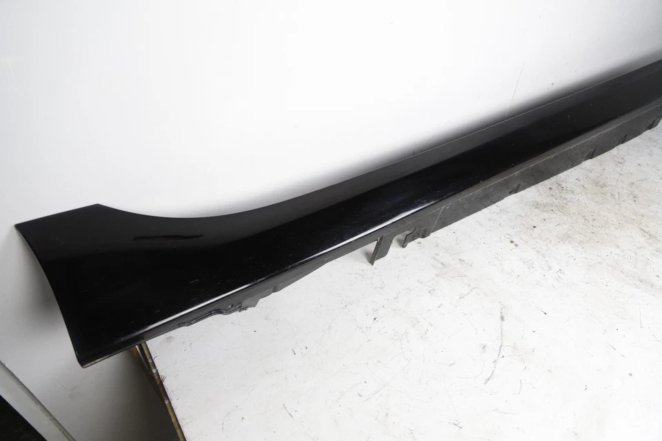 BMW 228i F44 2020 2021 pasajero derecho faldón lateral panel basculante negro azabache OEM Foto 3 de 4