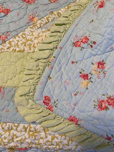 LNT Floral Patchwork Quilt Cotton 