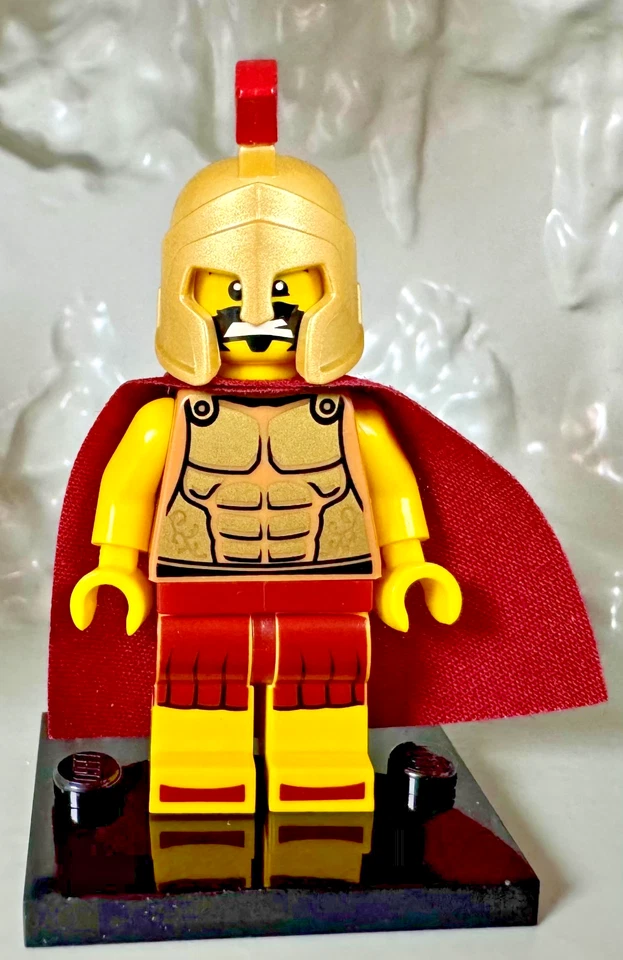 LEGO (8684) CMF Serie 2 Guerrero Espartano Minifigura col02-2 Completa con accesorio Foto 2 de 4