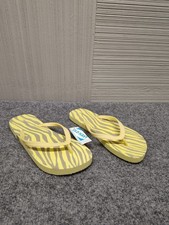 Old Navy Women Flip Flop Shoe 7 Yellow Zebra Print Sandal Open Toe Summer Beach