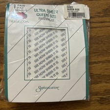 Fruit of the Loom Ultra Sheer Queen Size Pantyhose : One Pair Ivory Color
