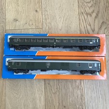 Roco 44742 & 44744 DB Express Passenger Coaches exact 1:87 - Boxed