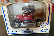 VINTAGE ERTL TRUE VALUE 1918 FORD RUNABOUT BARREL BANK 1:25 SCALE 