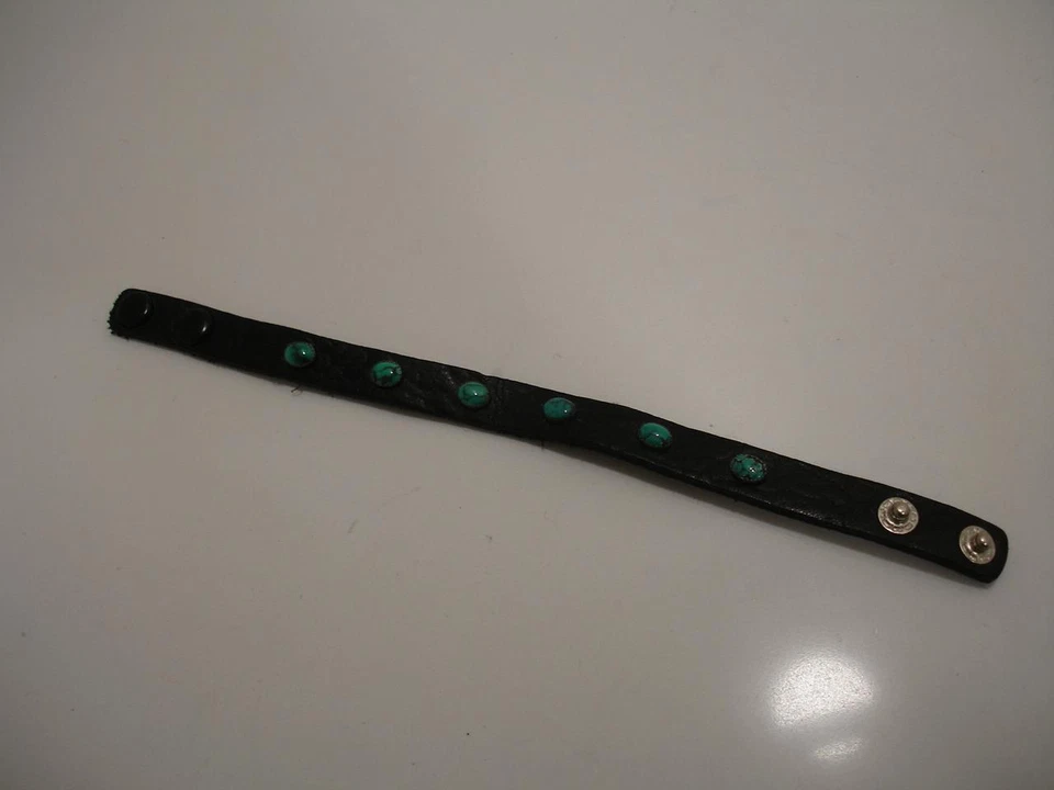 Laura Ingalls Women's Men's L Kingman Turquoise Round Cab Black Leather Bracelet Foto 3 de 4