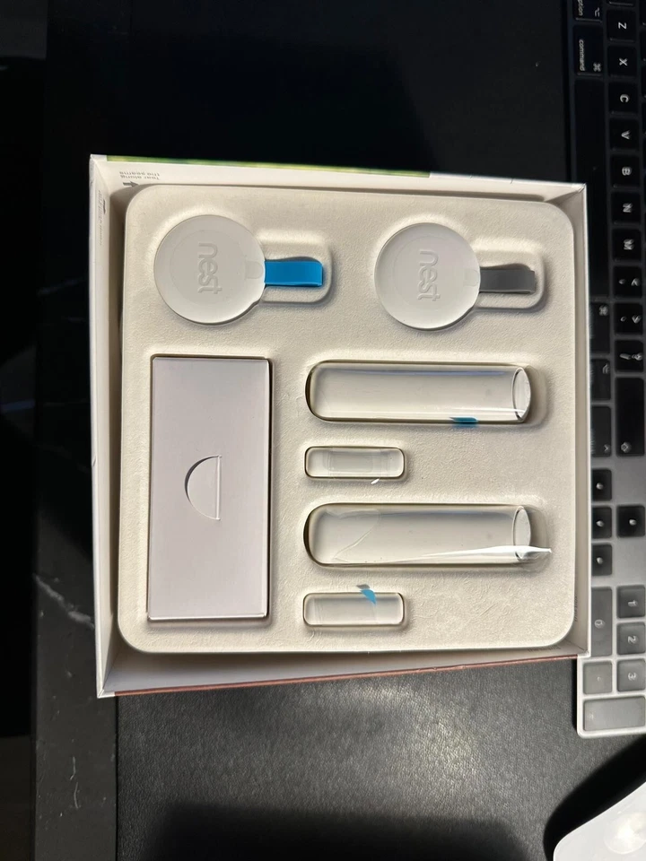 Google Nest Secure Alarm System Starter Pack - Image 4 of 4