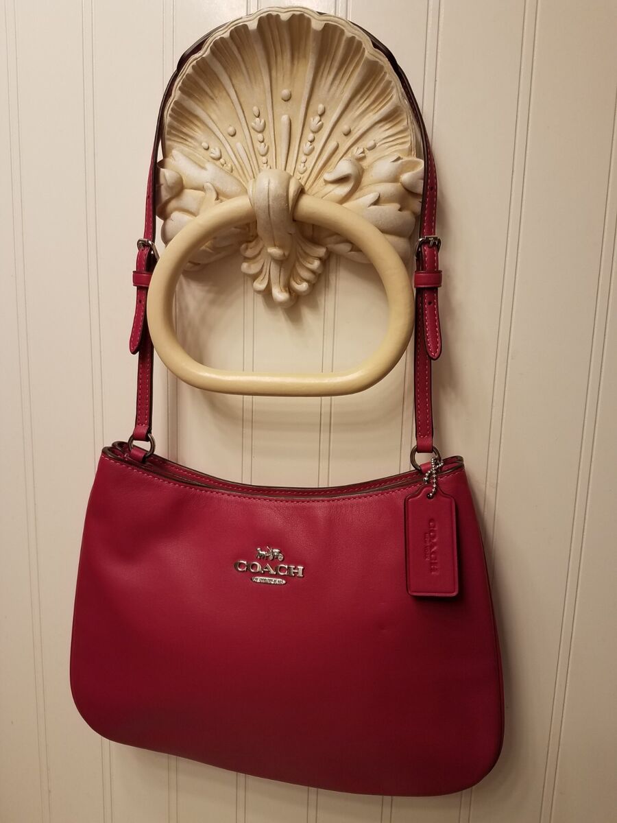 Coach Penelope Bright Violet Smooth Leather Shoulderbag Coach Penelope Bright Violet Smooth Leather Shoulderbag