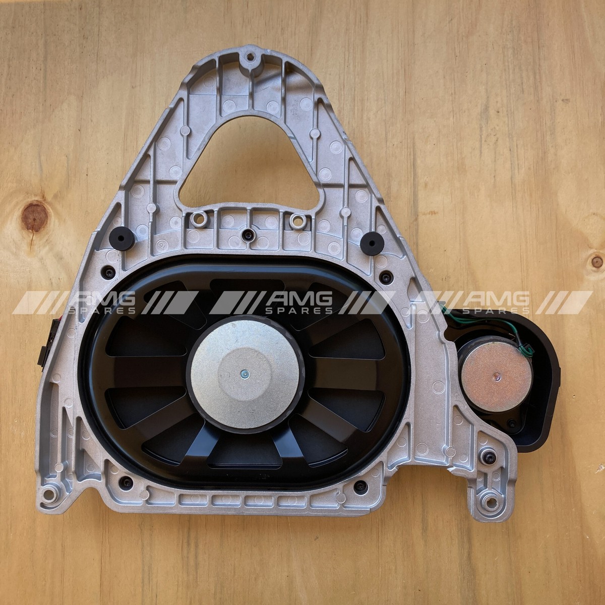 Genuine Mercedes OEM W204 C117 rear left parcel shelf speaker