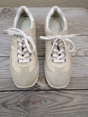 Ecco Tan Leather/Suede Athletic Shoes Women's Size 37 / 6-6.5