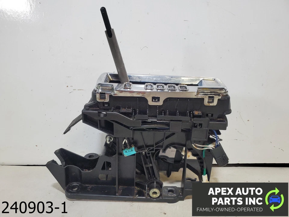 Selector de palanca de cambios de piso de transmisión automática GMC Acadia 2010 OEM 3,6 L Foto 4 de 4