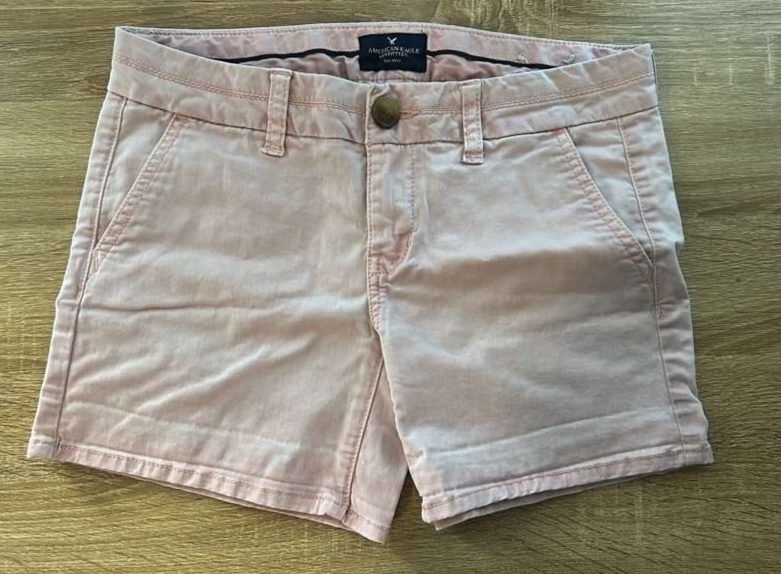 American Eagle Midi Chino Shorts Size 0 Low Rise Stretch Cuffed 28x4.5