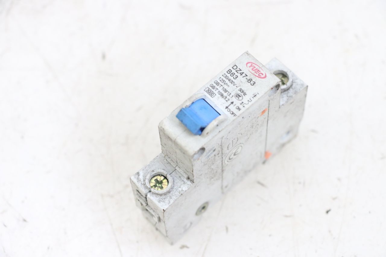 SWITCH ON OFF - EFUN PUSA 1
