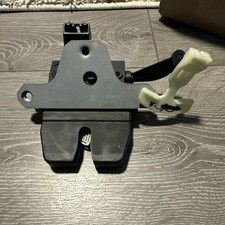 2012-2018 Ford Focus Sedan Trunk Latch Lock Mechanism Bm51-a442a66-ca Oem 78463