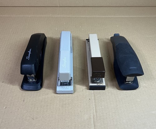 Lot of 4 Swingline Staplers Metal Plastic 405 747 Vtg