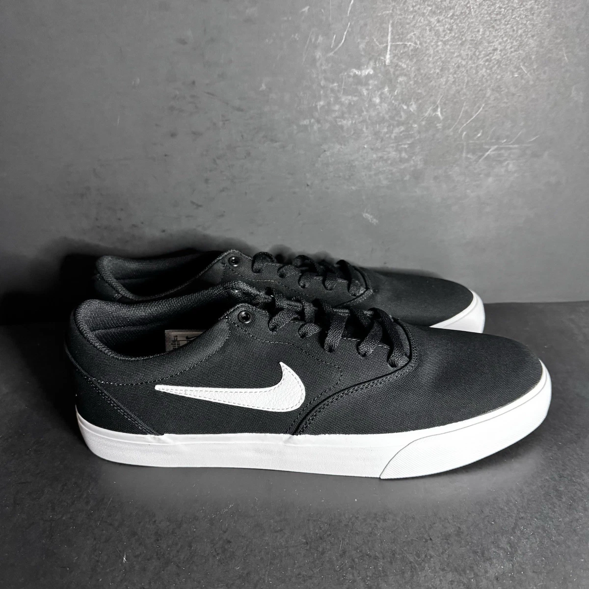 Nike Charge Suede SB Black White for Sale | Authenticity