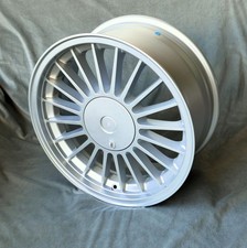 CLASSIC WHEELS ALPINA 8X18" 5X120 ET25 72.6 SILVER/BLACK CENTERPIECE