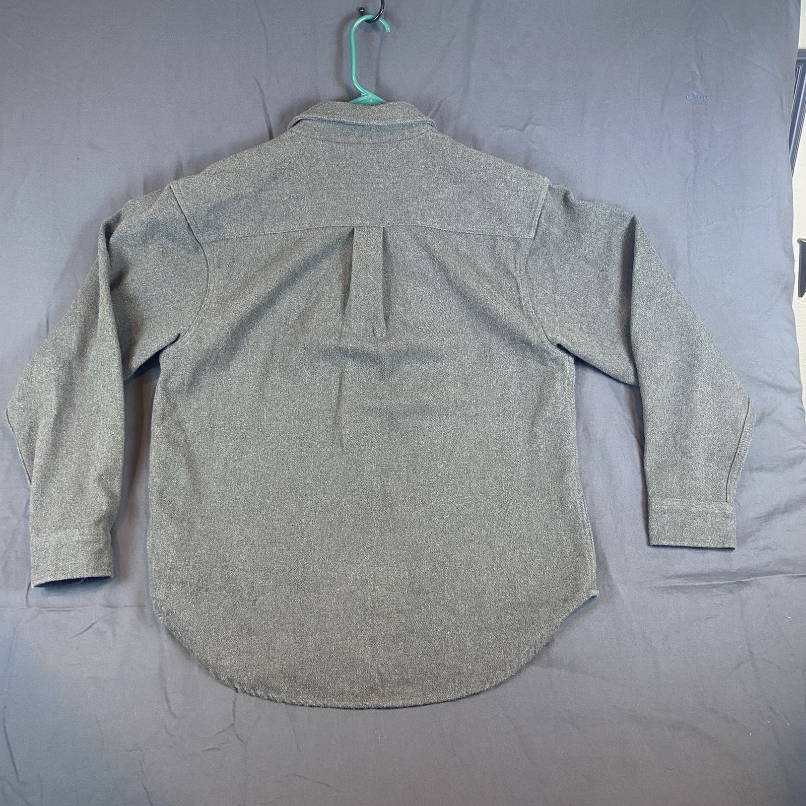 Wolverine Button Up Shirt Large - image 4