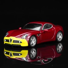Motorhelix 1/64 Alfa Romeo 8C Competizione 2008 Customized Green With Ye#M69064