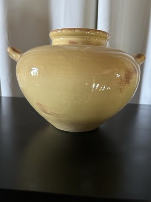 Haeger Pottery Yellow Cream Vase Handles Made In Dundee, Illinois USA