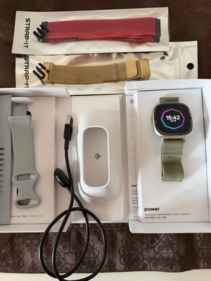 Fitbit Sense 2 Smartwatch  mit Originalverpackung insges. 4 Armbänder