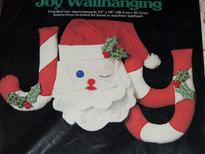 SANTA JOY WALLHANGING YOURS TRULY APPLIQUE KIT SEW FABRIC CRAFT KIT 15X18