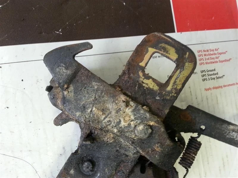 92 93 94 95 96 Ford F150 camioneta pickup capó pestillo W104-146820 Foto 3 de 4