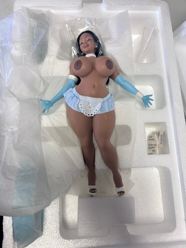 Spencer Davis Booty Babe Art - “Room Service” #121 of 650 Mint in Box with COA