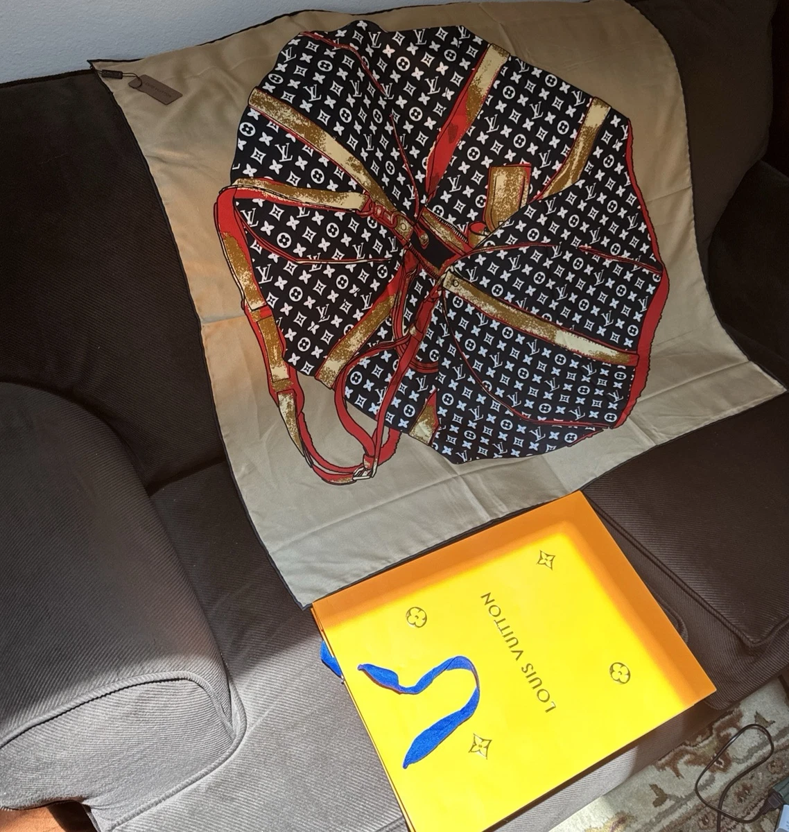M75120 丝巾 路易威登 VUITTON LOUIS 中古美品 ESSENTIAL粉色羊毛印花流苏饰边围巾 Vuitton路易威登新款LV Louis 小物