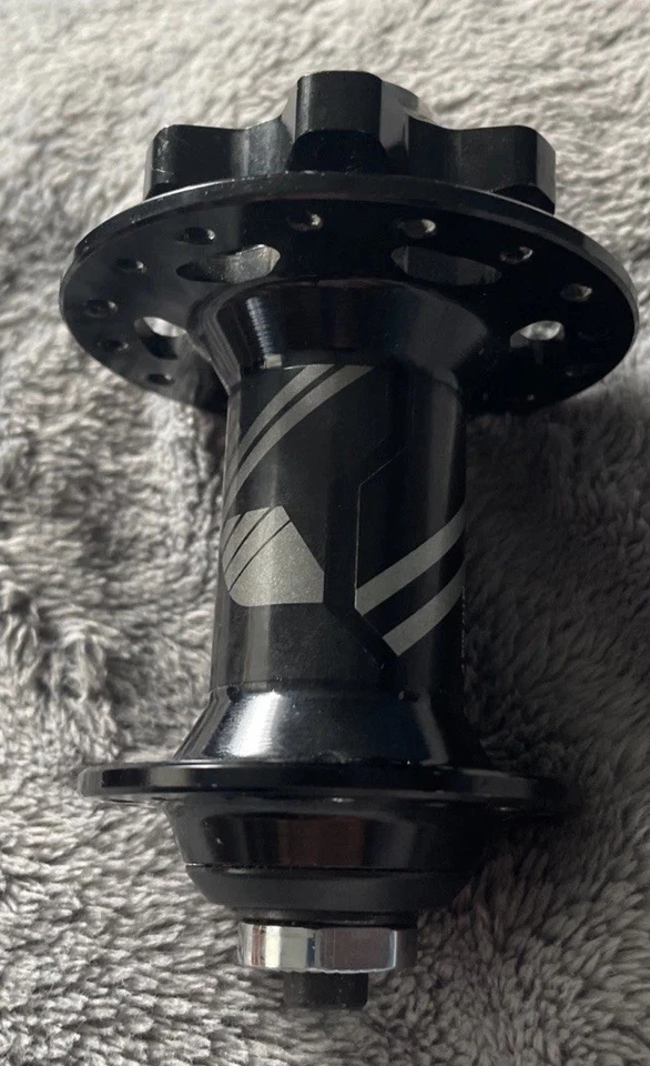 SRAM MTH 506 F Front Hub 32H 100x12mm 6 Bolt QR - Image 3 of 3