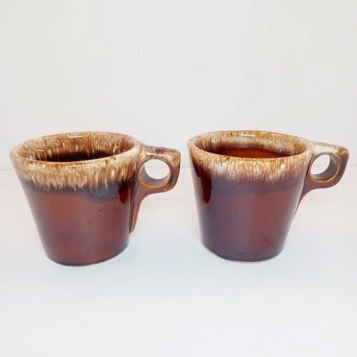 Vintage Hull Pottery Oven Proof Brown Drip Coffee Mugs Tea Cups USA Set Of 2