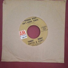 45 / Tommy Boyce & Bobby Hart / 1967 / I Wonder What She's Doing Tonite