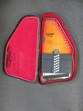 Oscar Schmidt Limited Edition OS11021FHS 21 Key 36 String Autoharp with case