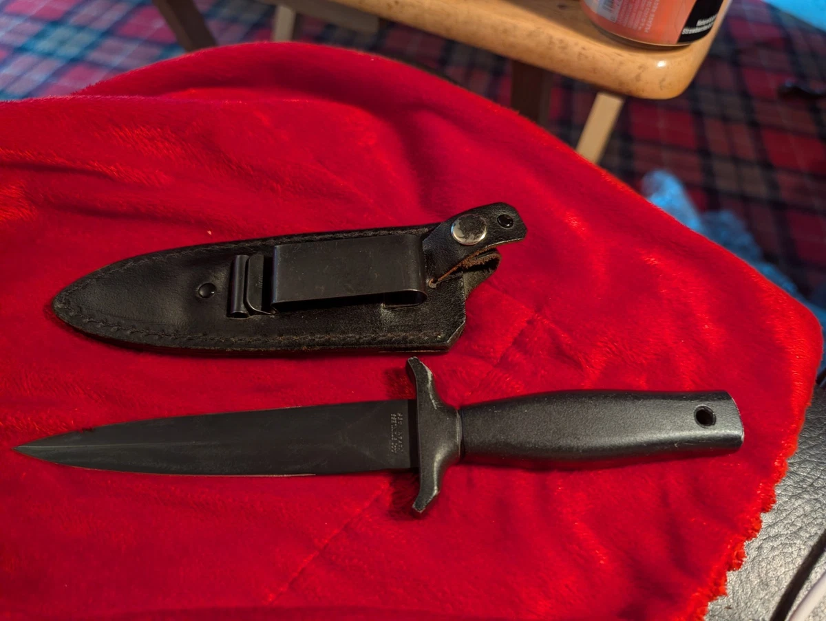 Valor Collectible Vintage Factory Manufactured Fixed Blade Knives