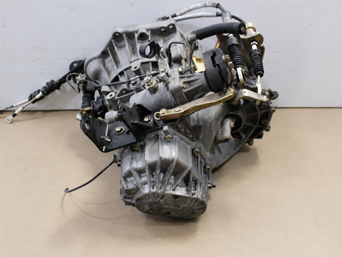 Junko様 2003 2004 2005 2006 2007 Toyota Corolla 6Spd Manual Transmission