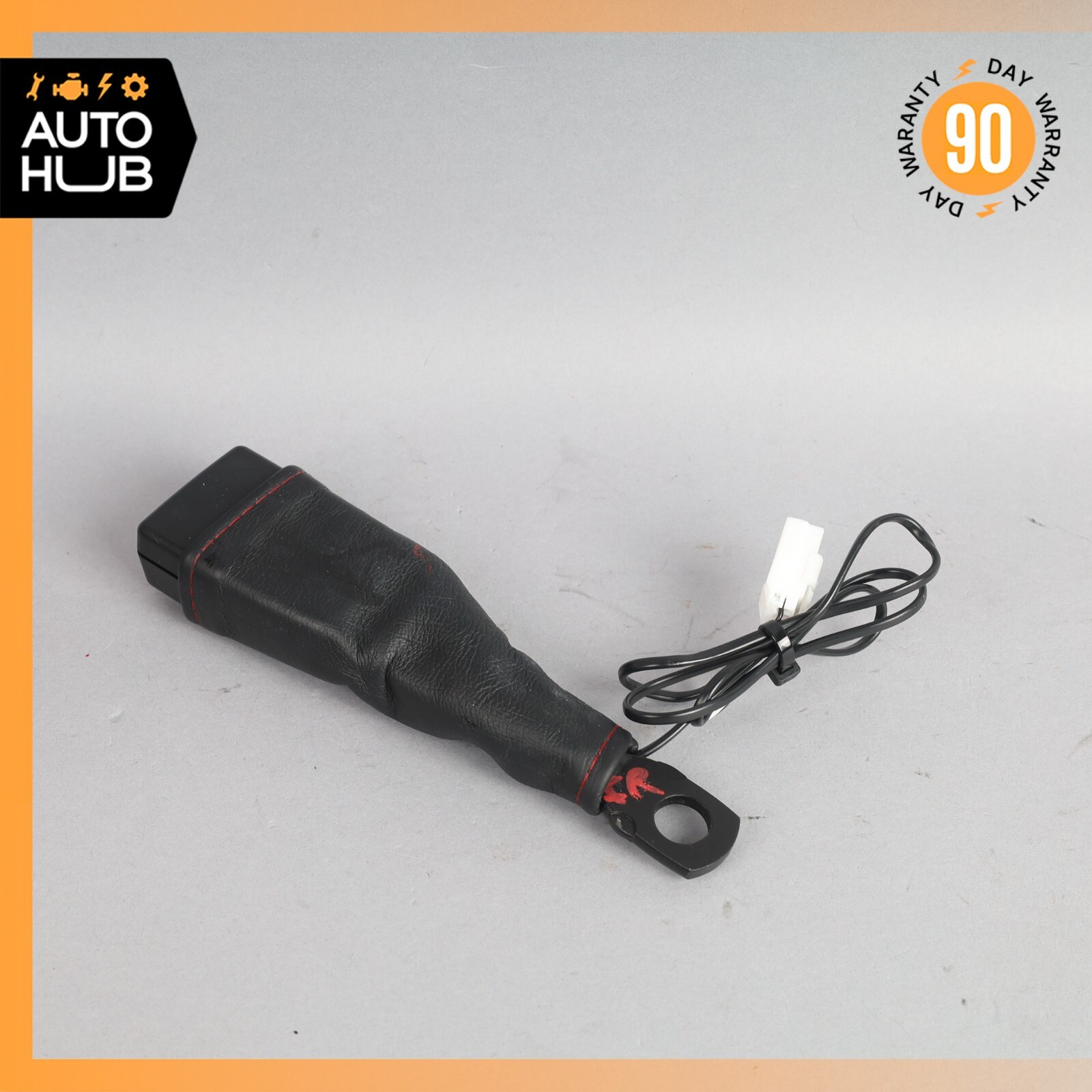 08-19 Maserati GranTurismo M145 Front Left or Right Seat Belt Buckle Black OEM